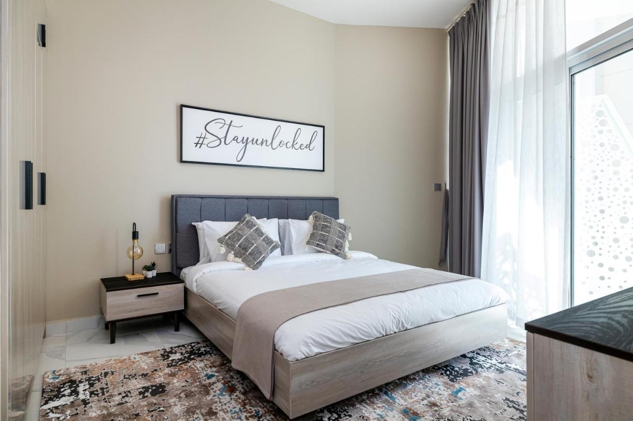 Unlock Waters Edge Apartman Dubaj Kültér fotó