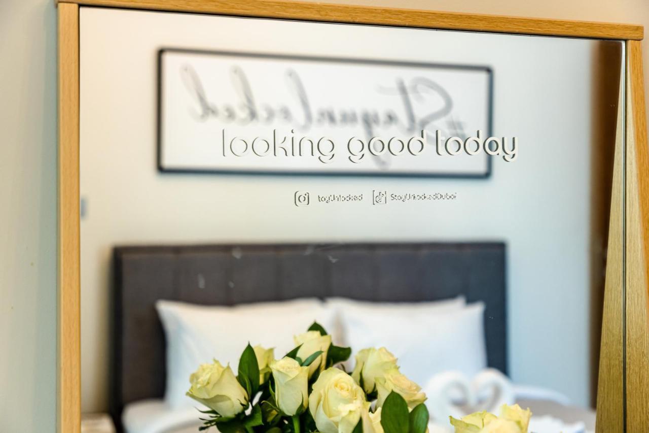 Unlock Waters Edge Apartman Dubaj Kültér fotó