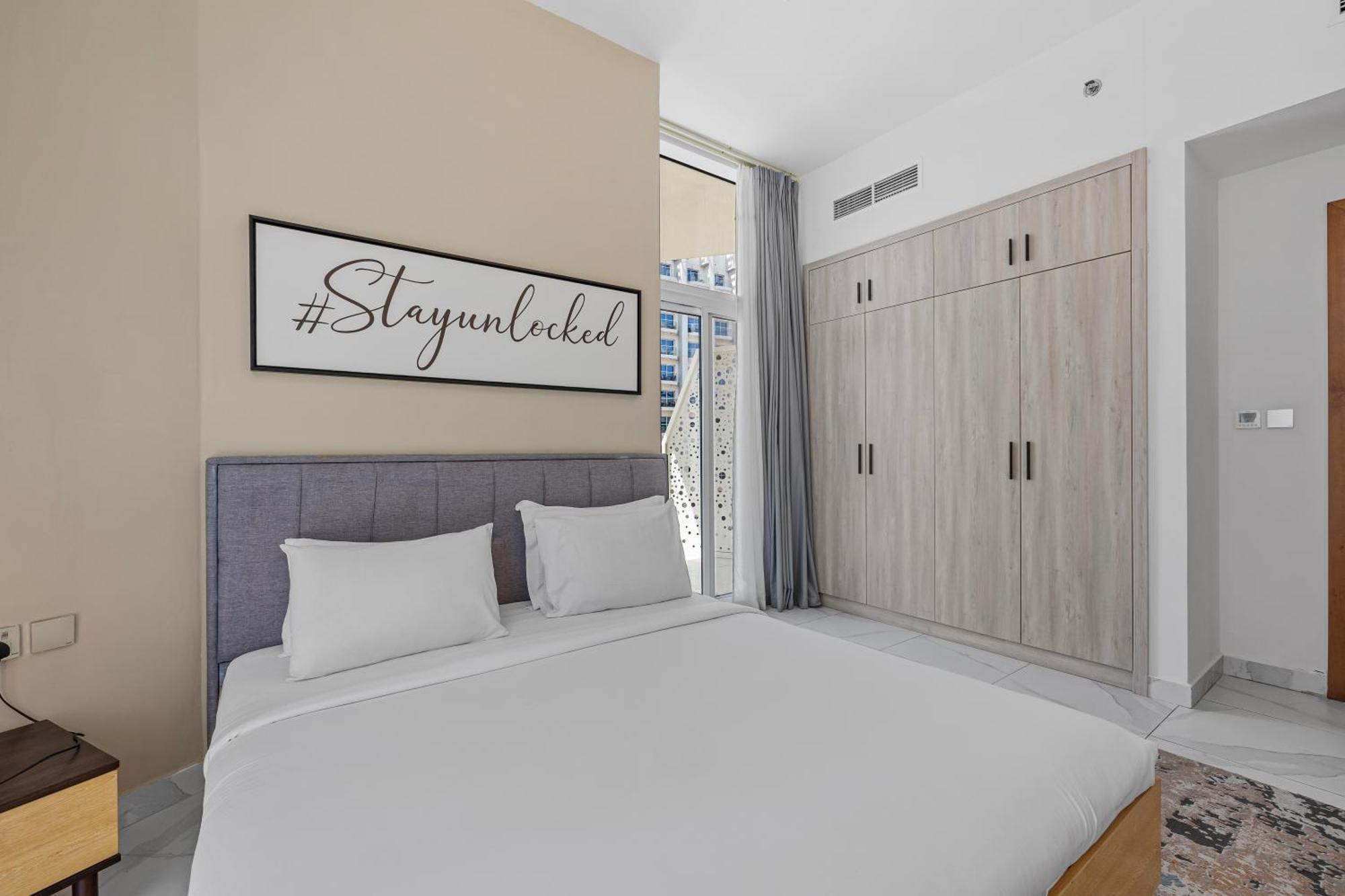 Unlock Waters Edge Apartman Dubaj Kültér fotó