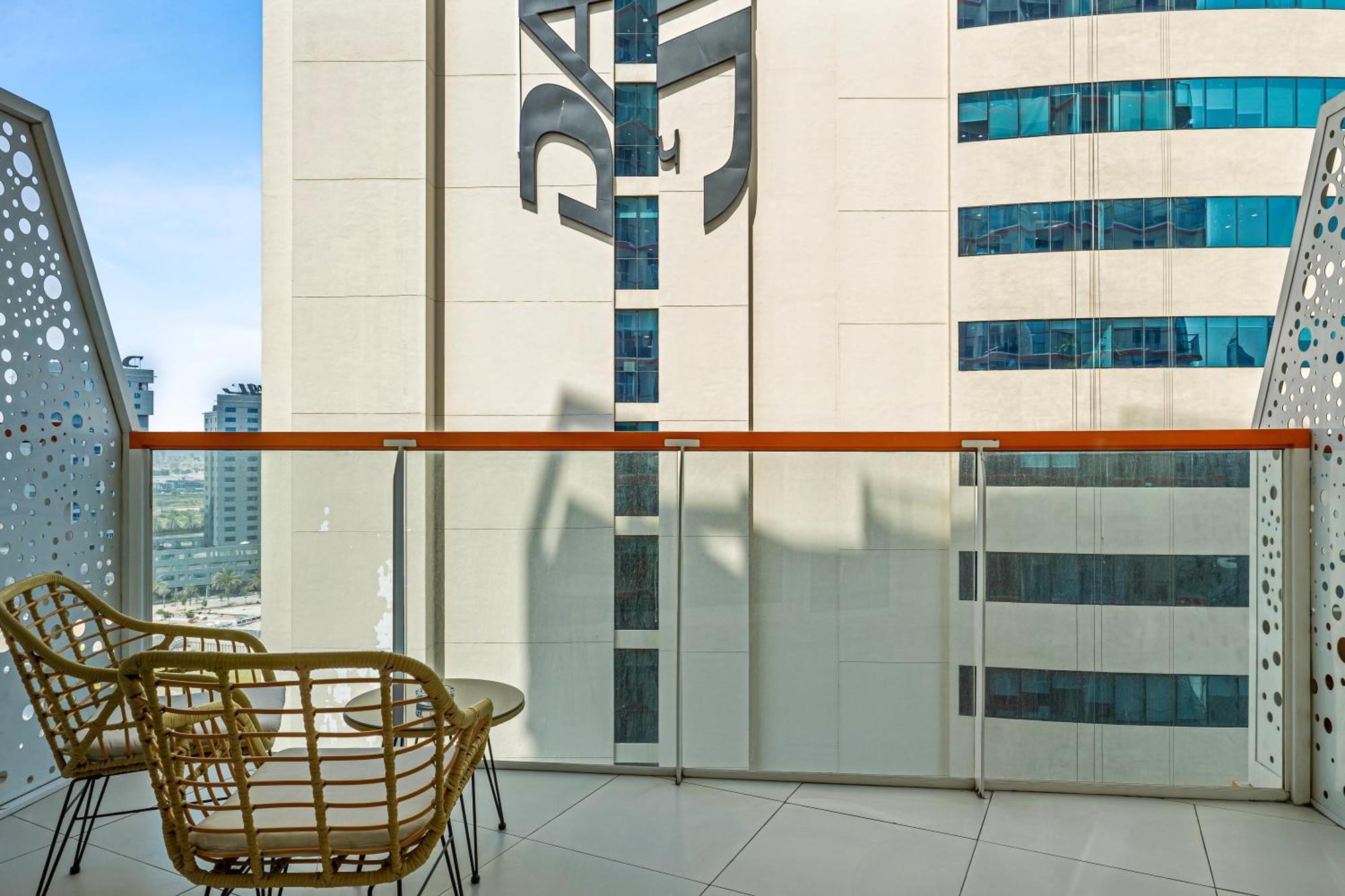 Unlock Waters Edge Apartman Dubaj Kültér fotó